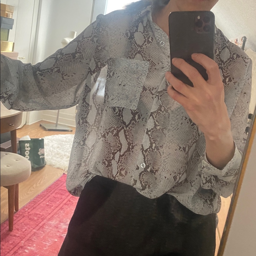 Chiffon Python Blouse - Picture 10 of 10